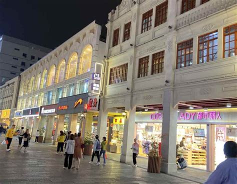 Nanning shopping malls 